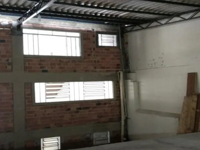 Imagem 7: Barracao Comercial em Curitiba - Paraná, Vista Alegre