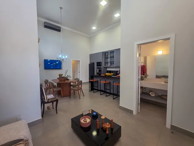 Imagem 16: Casa em Condomínio de Luxo com 3 Quartos e 4 Vagas em Paulínia-Sp - Vila Monte Alegre - 129M²
