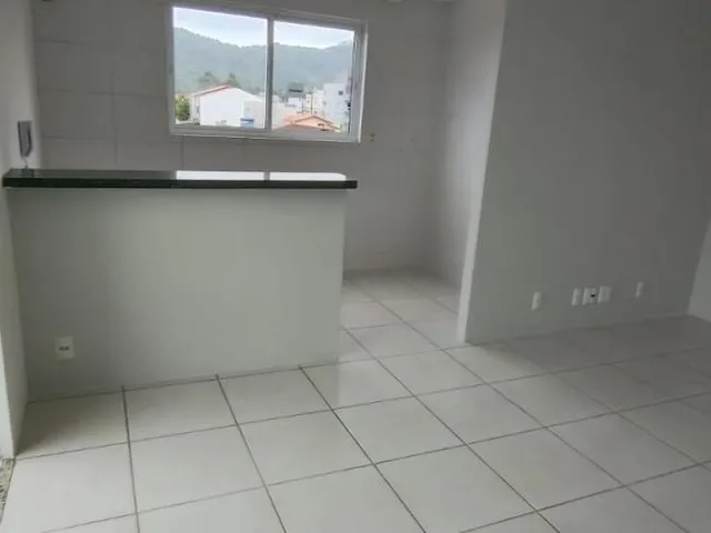 Imagem 3: Aluguel Anual de Apartamento com 2 Dormitorios no Bairro Gravatá de Navegantes