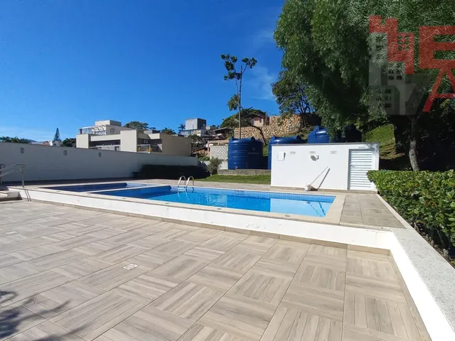 Imagem 11: Apartamento À Venda no Bairro Carvoeira - Florianópolis/Sc
