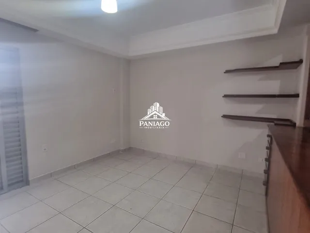 Imagem 3: Apartamento com 3 Quartos À Venda no Edifício Mãe Bonifácia