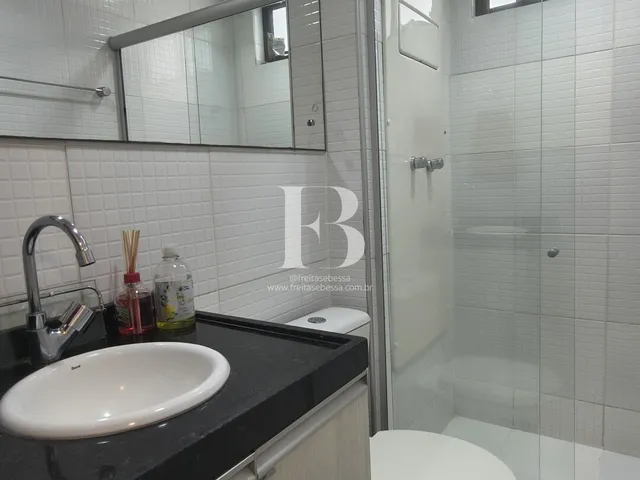 Imagem 2: Apartamento Pronto para Morar na Madalena, 52M², 2 Qts (1 Suíte), Marcenaria Finger e Varanda Integrada