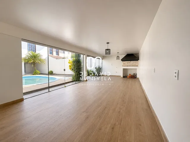 Imagem 2: Casa a Venda com Piscina, Espaço Gourmet em Camobi