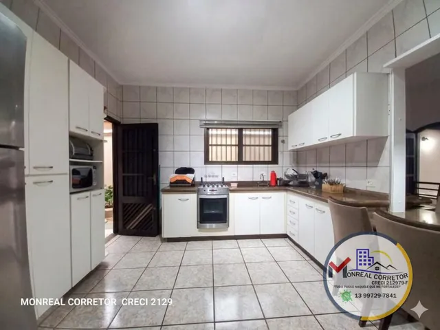 Imagem 1: Casa de 2 Dorms em Mongaguá com Suíte, Churrasqueira e 3 Vagas