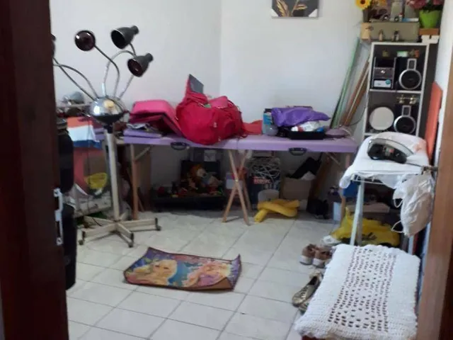 Imagem 3: Apartamento com 2 Dormitórios À Venda, 72 M² por R$ 241.500.00 Centro- Caldas Novas/Go