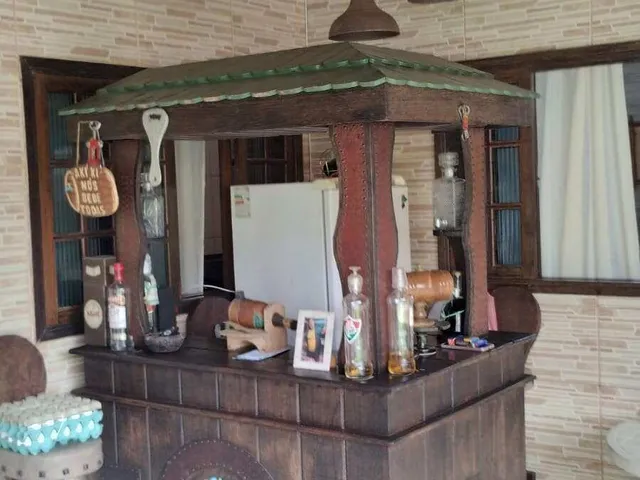 Imagem 10: Casa À Venda em Niterói, Várzea das Moças, com 4 Quartos, 250M²