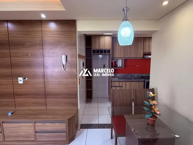 Imagem 11: Vendo Apto de 3º Andar com Planejados na Cozinha no Condominio Morada Guanabara