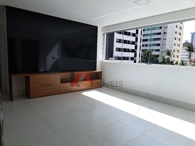 Imagem 1: Apartamento para Locação na Savassi, 2 Suítes e 2 Vagas. Armários Novos em Todo o Apartamento