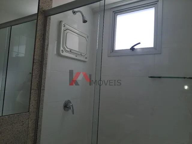 Imagem 3: Apartamento para Locação na Savassi, 2 Suítes e 2 Vagas. Armários Novos em Todo o Apartamento