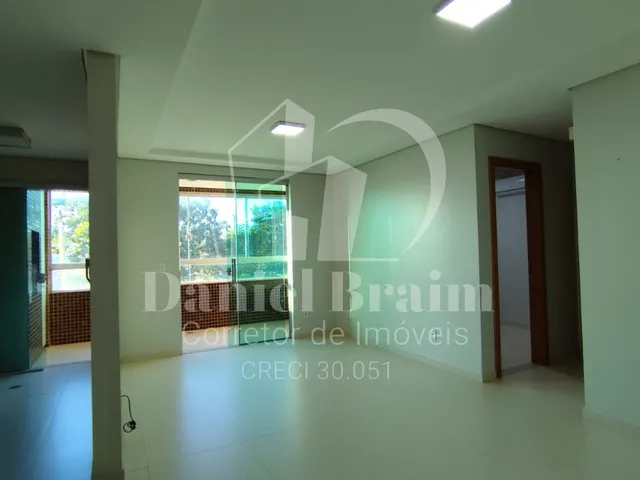 Imagem: Apto Semi Mobiliado com 2 Quartos Sendo