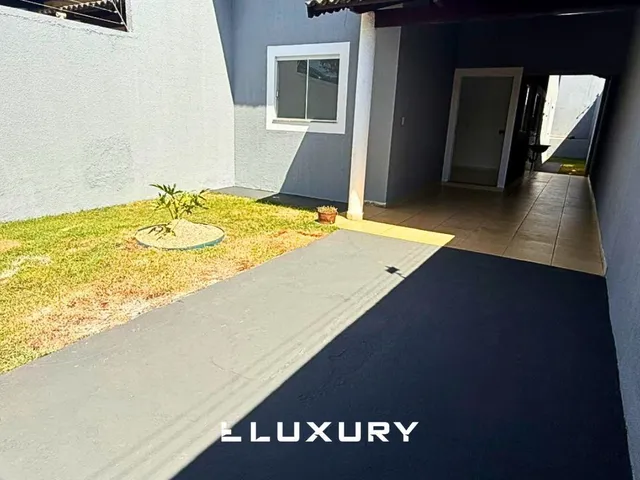 Imagem: Casa com 2 Quartos e Suíte À Venda em