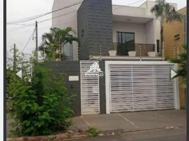 Imagem: Sobrado À Venda com Piscina e Área Gourmet