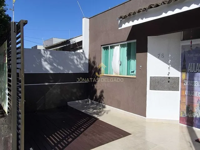 Imagem: Casa Térrea em Jardim Santa Helena, Maringá/PR