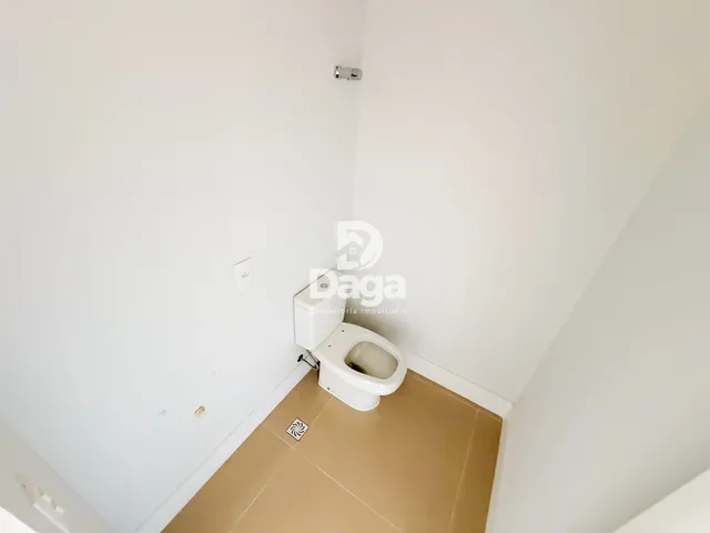 Imagem 4: Apartamento de Alto Padrão em Condomínio Clube na Agronômica