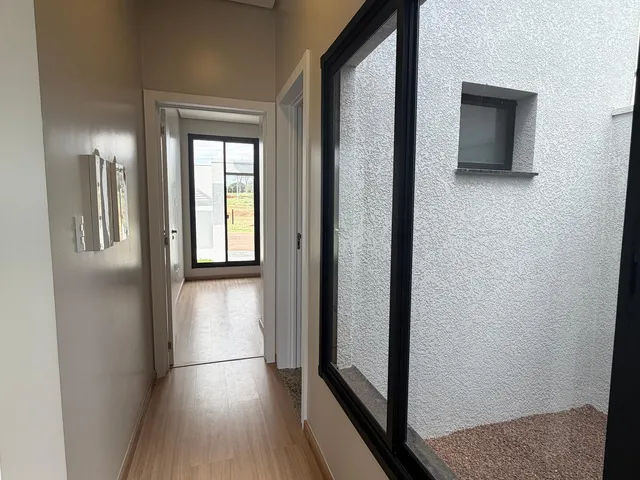 Imagem 12: Casa Nova, Térrea e com Passagem Lateral na Vila Becker - Toledo Pr