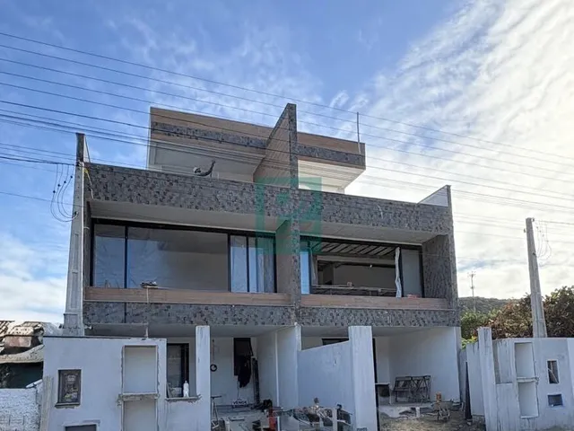 Imagem 9: Amplo Sobrado Triplex