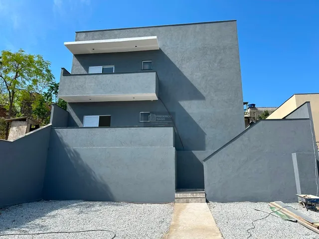 Imagem: Casa Geminada 3 Quartos com Suíte - Bairro
