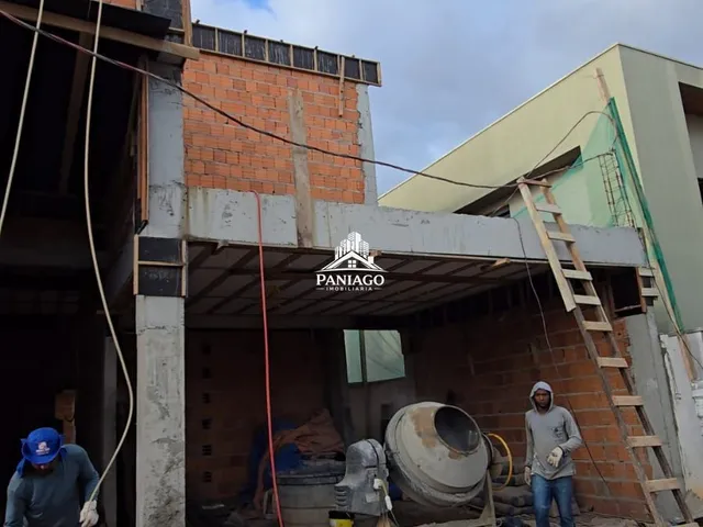 Imagem 3: Casa de Alto Padrão À Venda no Condomínio Florais Itália