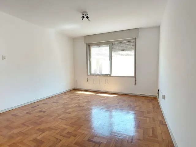 Imagem 11: Apartamento À Venda no Bairro Auxiliadora - Porto Alegre/Rs