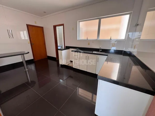 Imagem 5: Apartamento no Itapoã com 100M², 3 Quartos, Suíte, 2 Vagas, Elevador e Lazer Completo