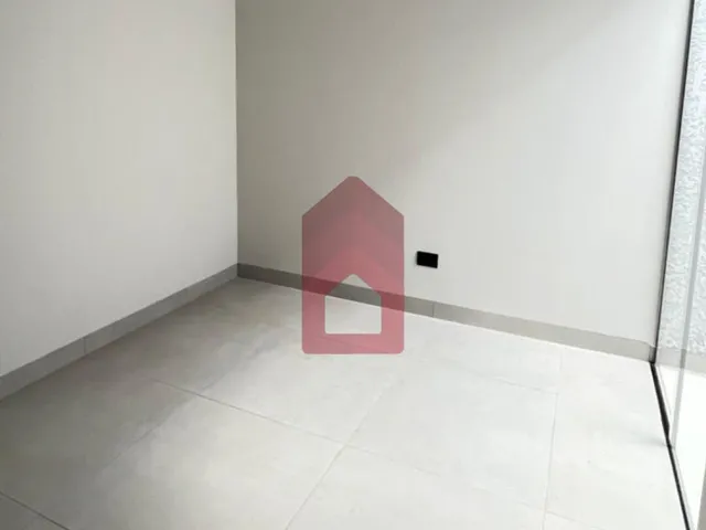 Imagem 8: Detalhes no Acabamento, Próximo Ao Centro