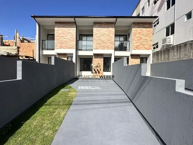 Imagem: Sobrado com 2 Suítes - Areias - São José
