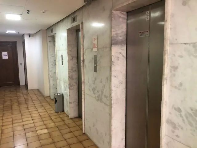 Imagem 3: Sala comercial à venda no bairro Floresta - Porto Alegre/RS