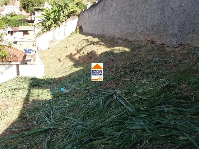 Imagem: Fonseca Casa em Terreno de 512 M² Junto