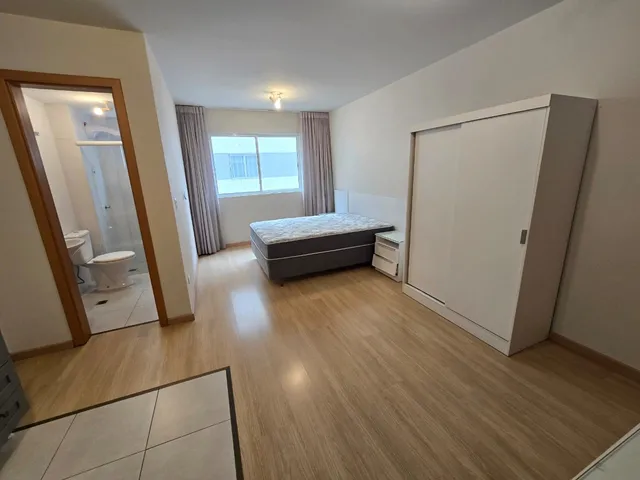Imagem 12: Apartamento para Locação no Bairro Cristo Rei/Jardim Botânico, Curitiba - Hi! Imóveis