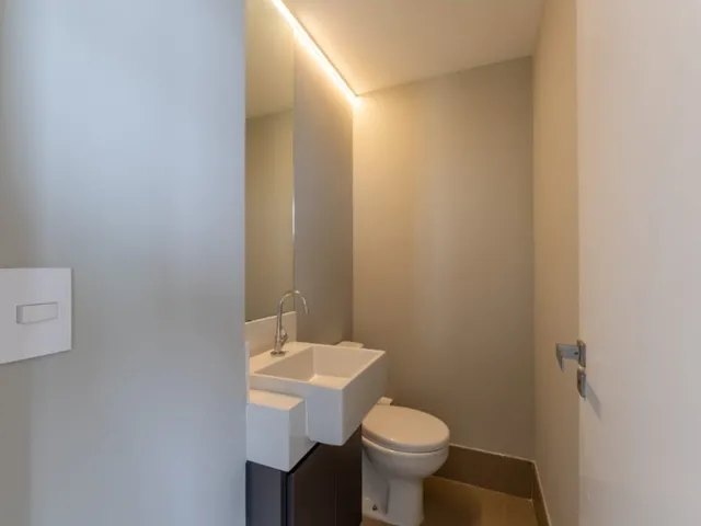 Imagem 4: Apartamento de Luxo À Venda no Cambuí em Campinas-Sp, com 2 Quartos, 2 Suítes e 2 Vagas de Garagem. Venha Conferir!