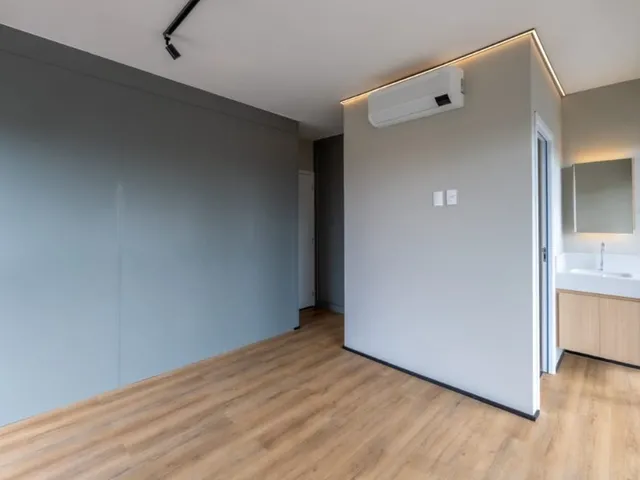 Imagem 12: Apartamento de Luxo À Venda no Cambuí em Campinas-Sp, com 2 Quartos, 2 Suítes e 2 Vagas de Garagem. Venha Conferir!