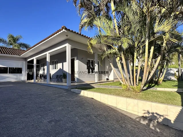Imagem: Casa com 187M² - 3 Dormitórios - Centro