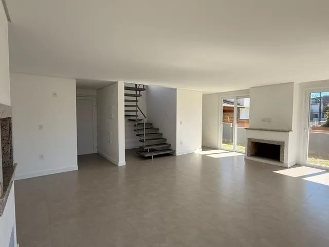 Imagem 3: Linda Casa Próxima do Mar de Garopaba