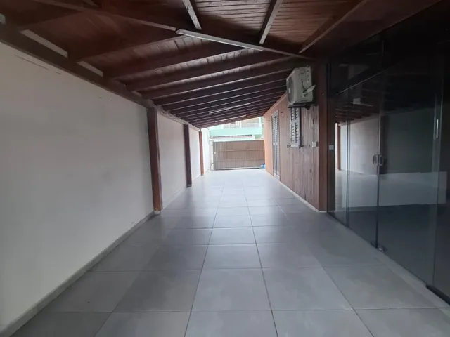 Imagem 6: Venda - Casas - 4 Dormitórios - - Laguna - Sc