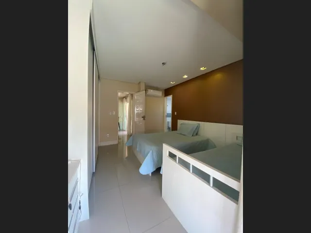 Imagem 14: Casa duplex 5 suítes condomínio fechado Itapuã