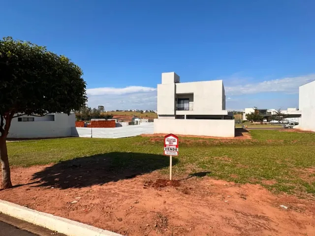 Imagem: Terreno em Condomínio