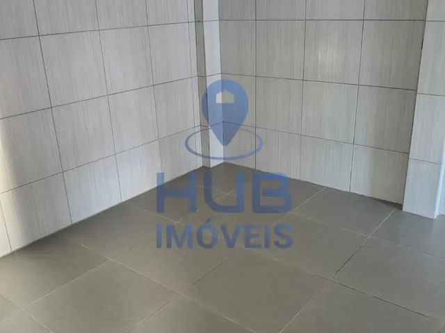 Imagem 11: 190M2 com Edícula , 2 Garagens , Carianos - Florianópolis/Sc