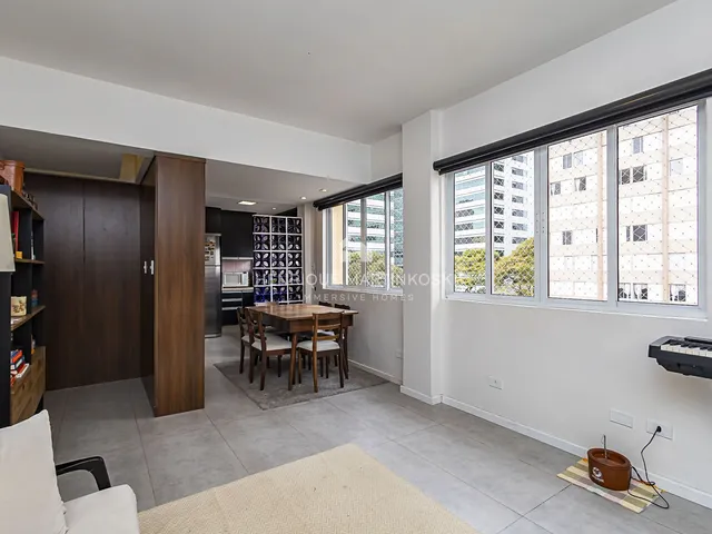 Imagem 10: Apartamento com de 1 Quarto À Venda no Centro Nobre de Curitiba