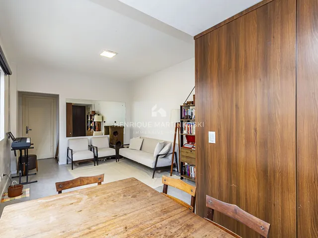 Imagem 4: Apartamento com de 1 Quarto À Venda no Centro Nobre de Curitiba