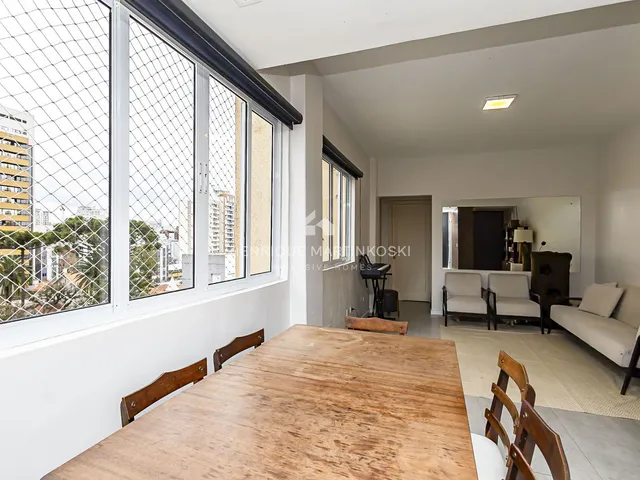 Imagem 6: Apartamento com de 1 Quarto À Venda no Centro Nobre de Curitiba