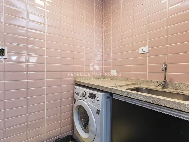 Imagem 16: Apartamento com de 1 Quarto À Venda no Centro Nobre de Curitiba
