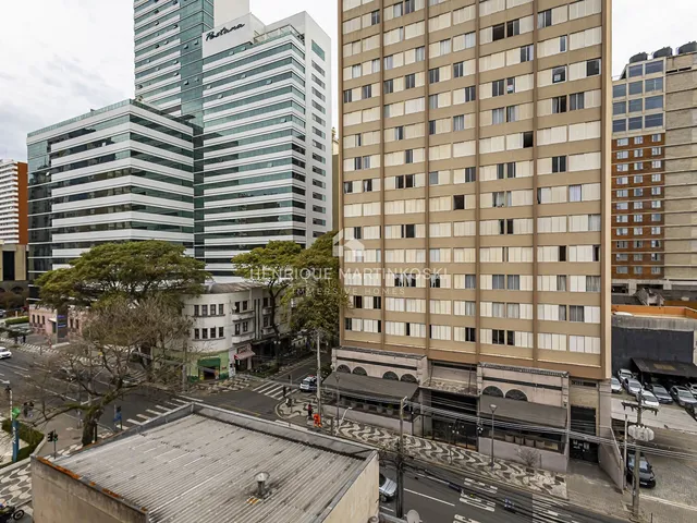 Imagem 13: Apartamento com de 1 Quarto À Venda no Centro Nobre de Curitiba
