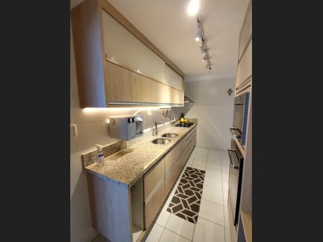 Imagem: O apartamento possui 3 Dormitórios, 3 Suítes, 1 Banheiro,