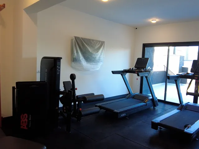 Imagem 8: Loft em Curitiba, no bairro Juvevê - Referência: 208 - Curí 1615