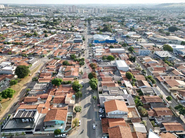Imagem 2: Casa Residencial e com Ponto comercial de 412m² com Kitnets já rendendo aluguel, em