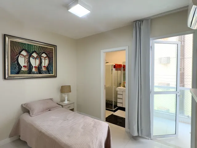 Imagem 9: Apartamento Frente Mar 4 Suítes, 3 Vagas, Lazer Completo na Praia de Itapuã