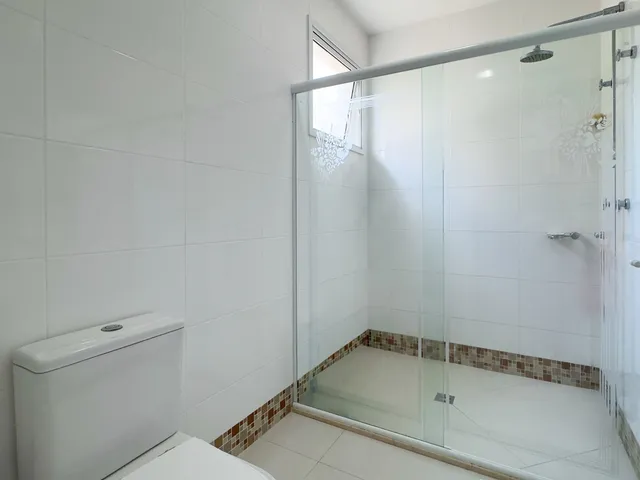 Imagem 10: Apartamento Frente Mar 4 Suítes, 3 Vagas, Lazer Completo na Praia de Itapuã