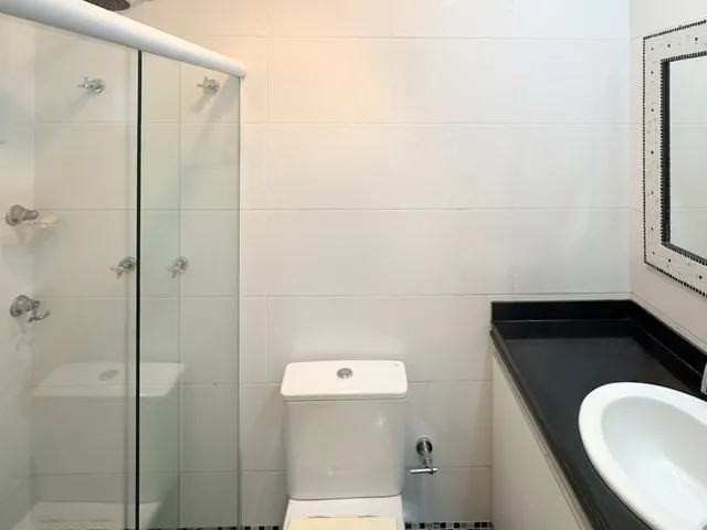 Imagem 3: Apartamento Frente Mar 4 Suítes, 3 Vagas, Lazer Completo na Praia de Itapuã