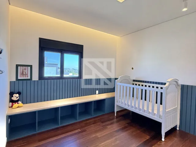 Imagem 15: Sobrado em Condomínio com 4 Dormitórios, Sendo 2 Suítes. Amplo Espaço Gourmet e Piscina
