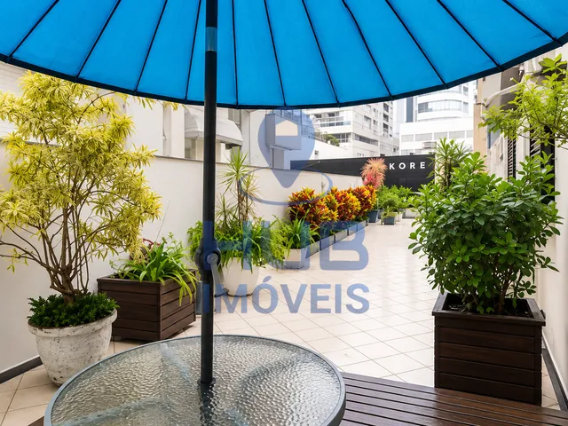 Imagem 9: Apartamento Mobiliado com 4 Dormitórios e Ampla Área Externa no Centro de Florianópolis